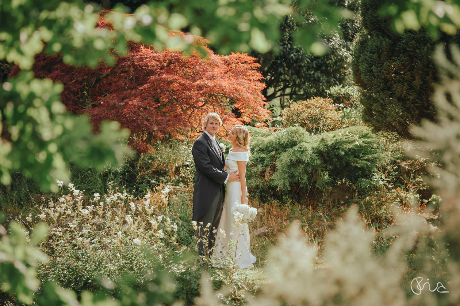 Bride and groom at the Ravenswood