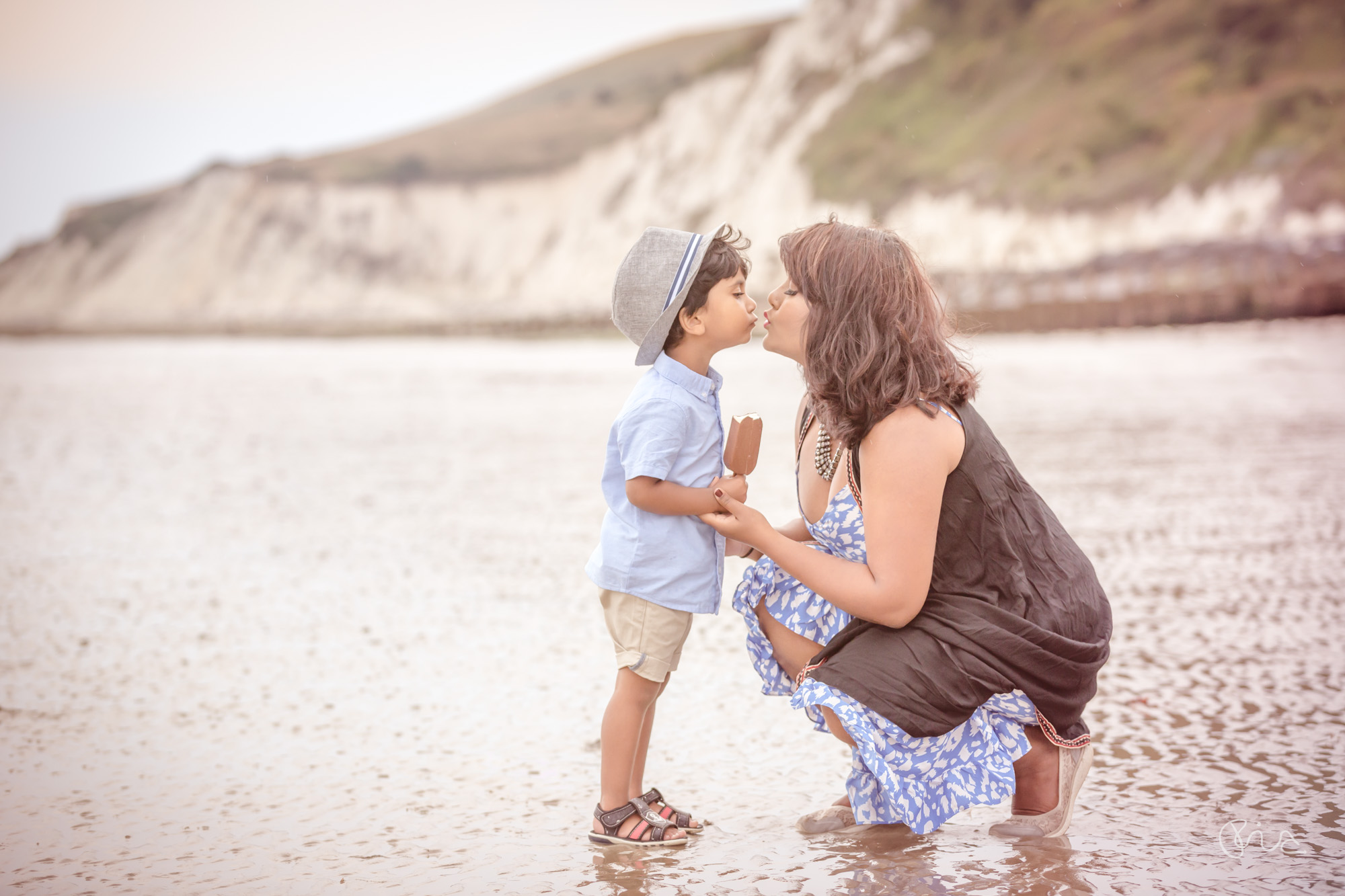 Family shoot on Eastbourne Beach