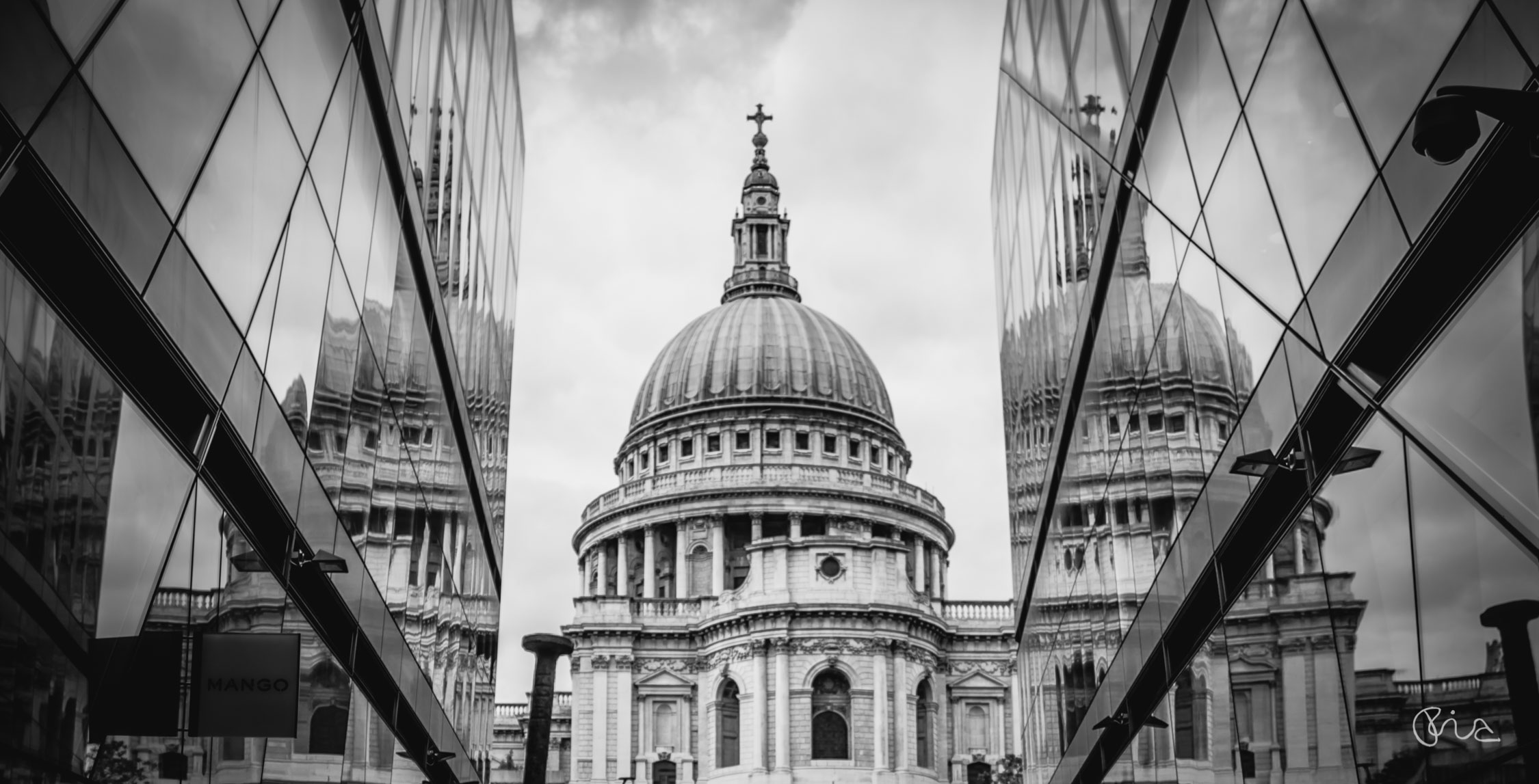 St Paul's Cathedral wedding in London