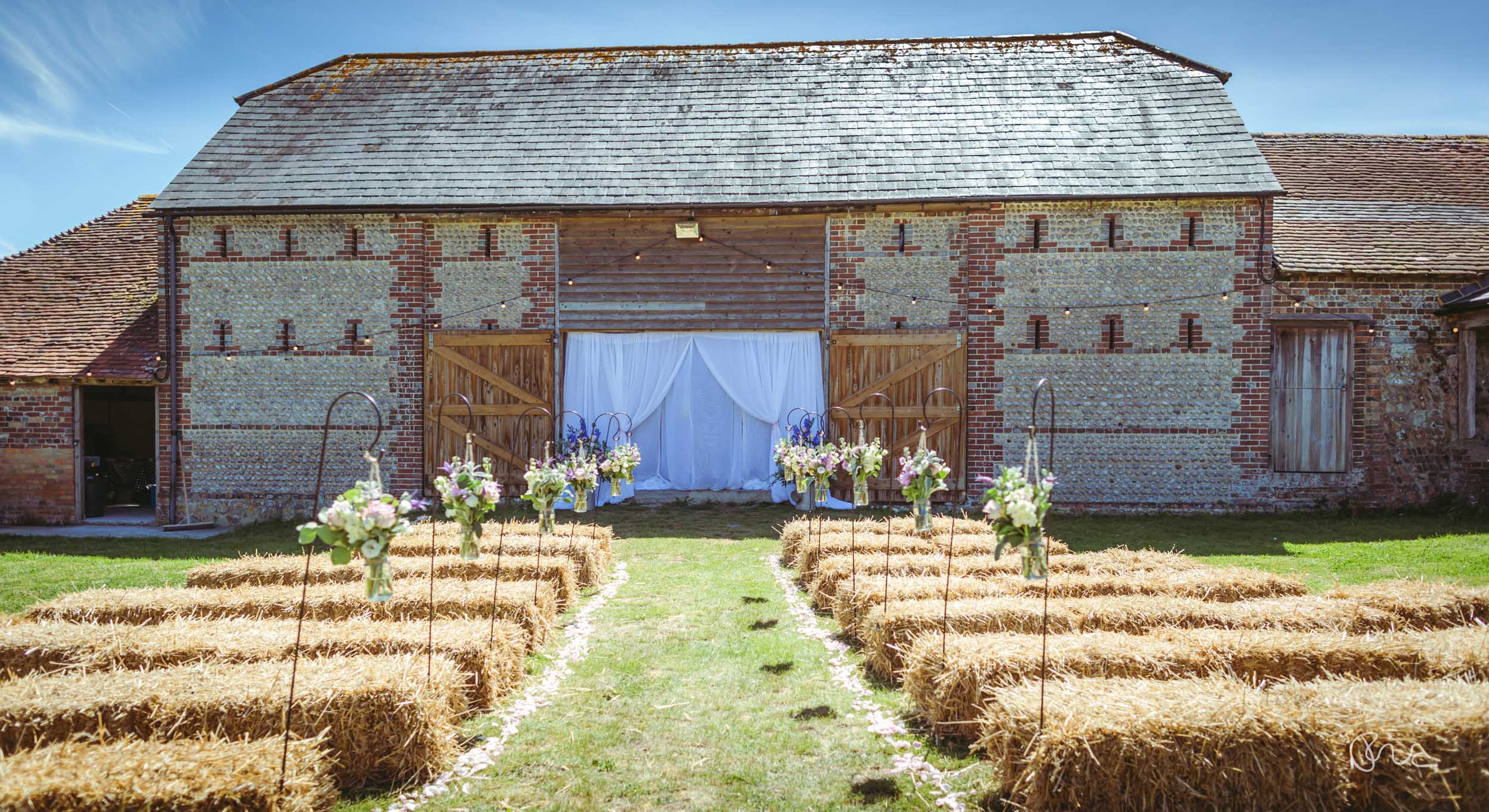 Peelings Manor Barns wedding venue
