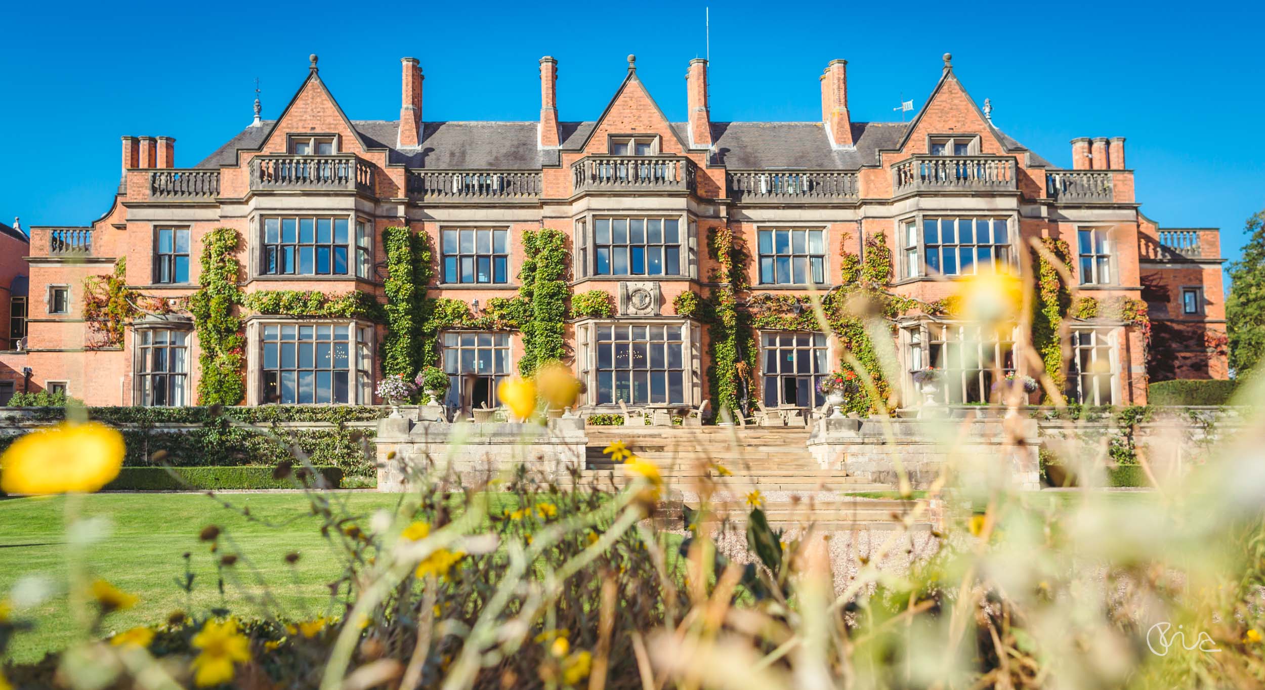 Hoar Cross Hall Hotel wedding venue in Staffordshire