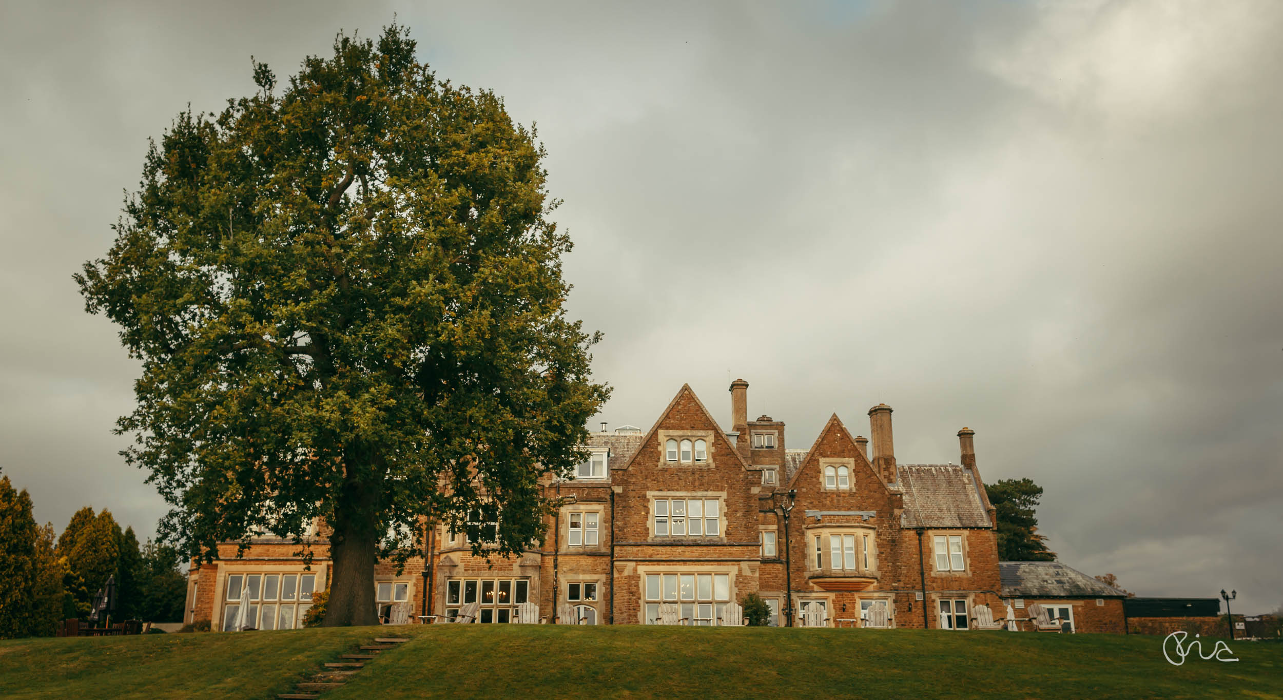 Hartsfield Manor wedding venue