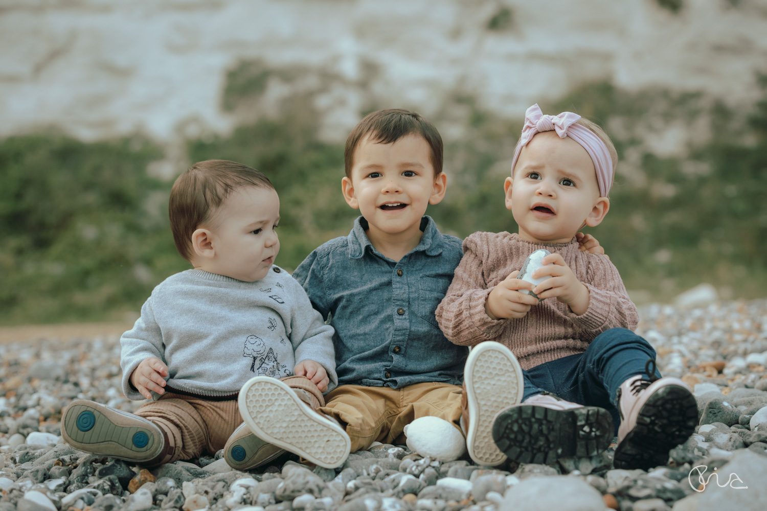 Family photo shoot on Eastbourne Beach